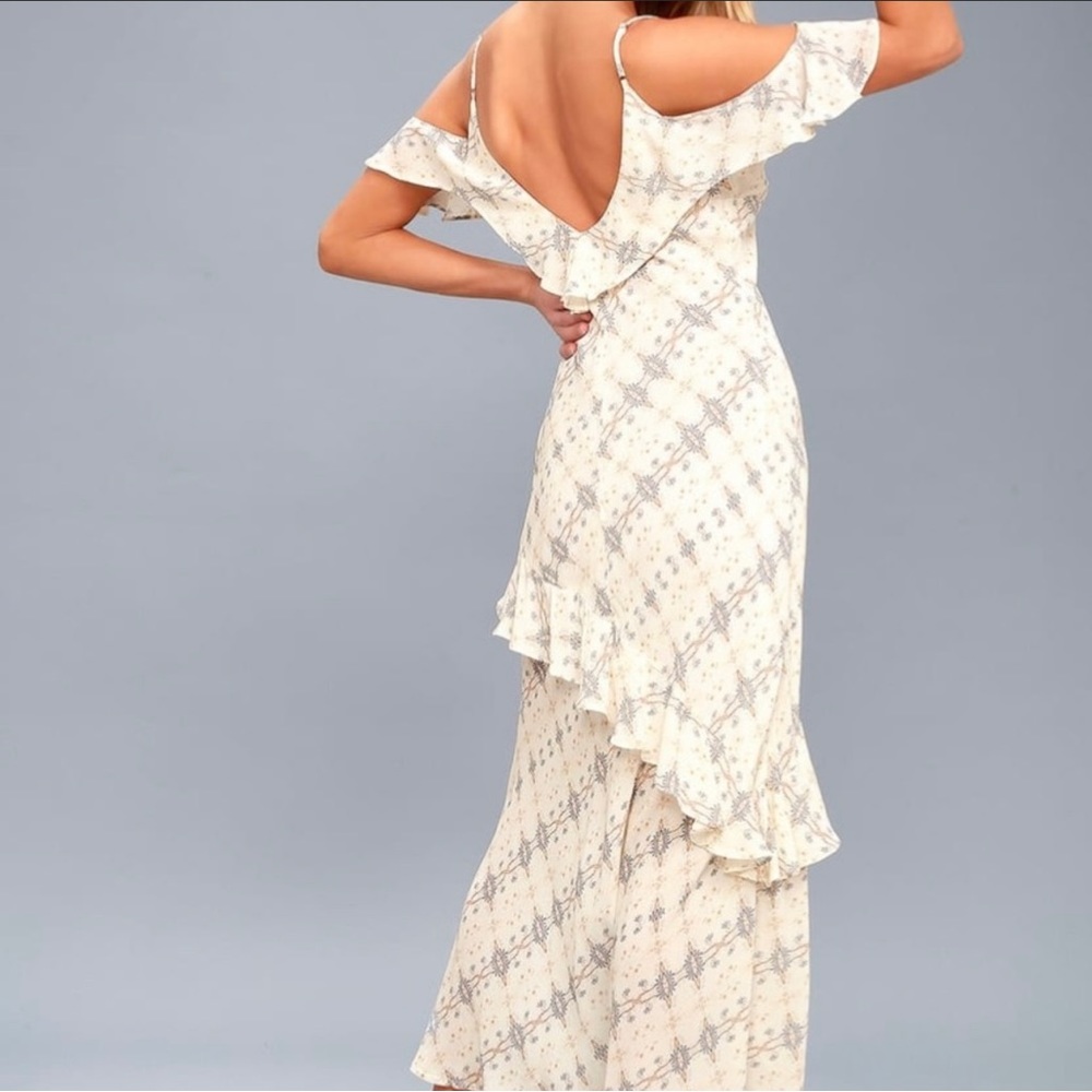 ASTR Ruffled Dress - Picture 2 of 9